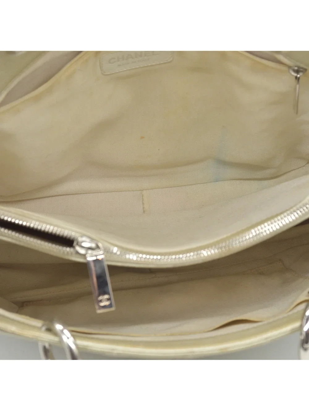 $2900 2006 Chanel Caviar Grand Shopping Tote GST Light Gold